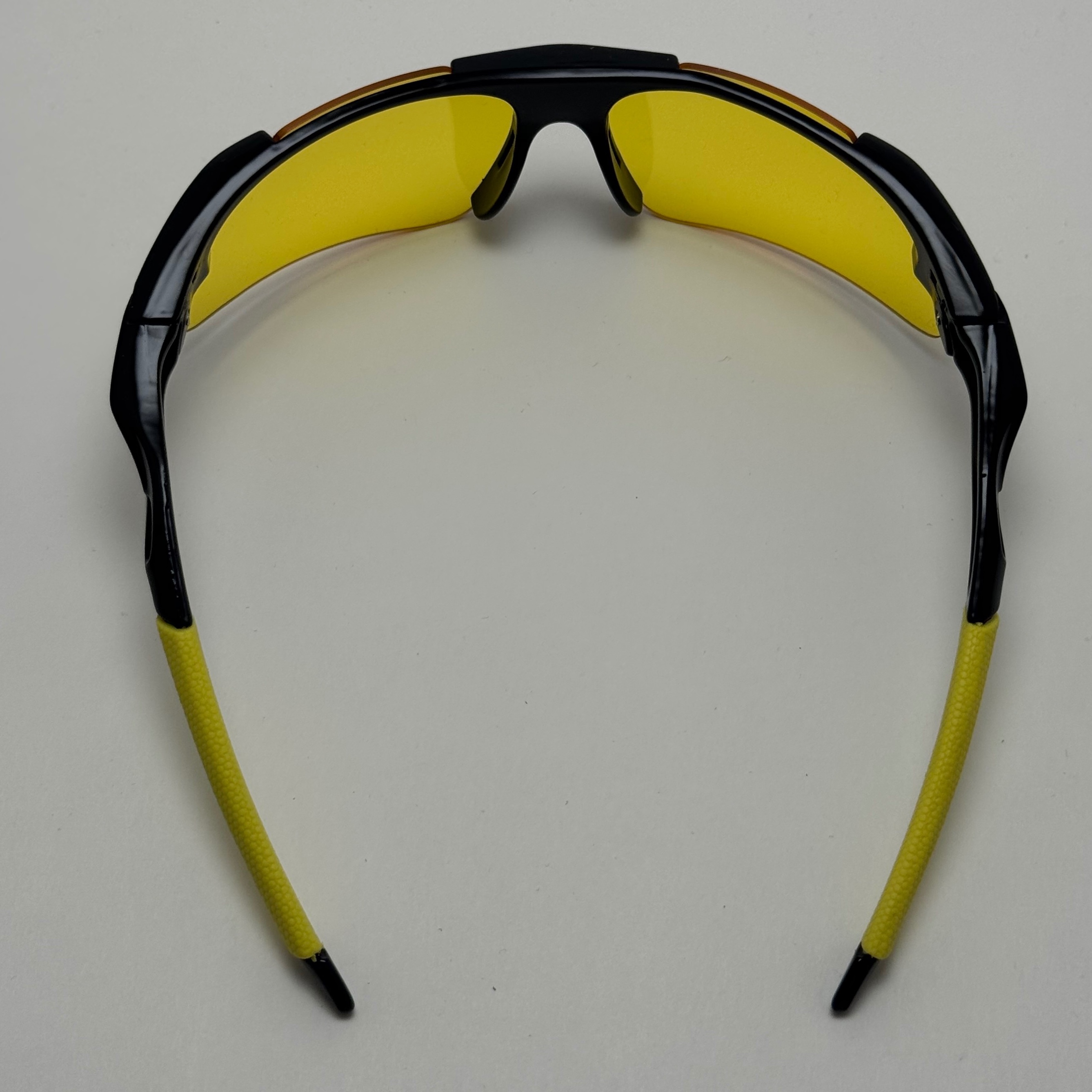 عینک آفتابی و شب اسپرت اوکلی Oakley مدلRadar زرد کد 806 - عینک شب