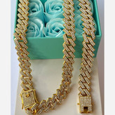 دستبند و گردنبند زنانه طرح کارتیر Cartier فول نگین کاری شده در تنوع رنگ ، رنگ ثابت با کیفیت بالا کد zel (پس کرایه)