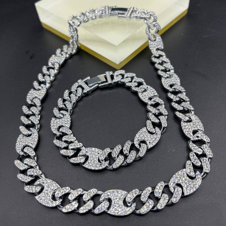 ست گردنبند و دستبند نگین جواهری فول نگین Chain نقره ای رنگ کاملا ثابت کد el (پس کرایه)