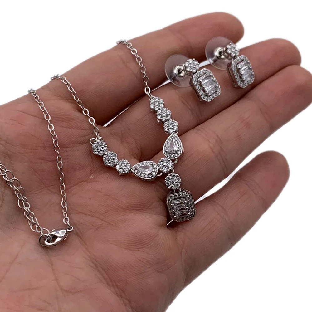 نیم ست زنانه جواهری مدل KYSETNIM01 با استیل روکش طلا | کالکشن LUXURY