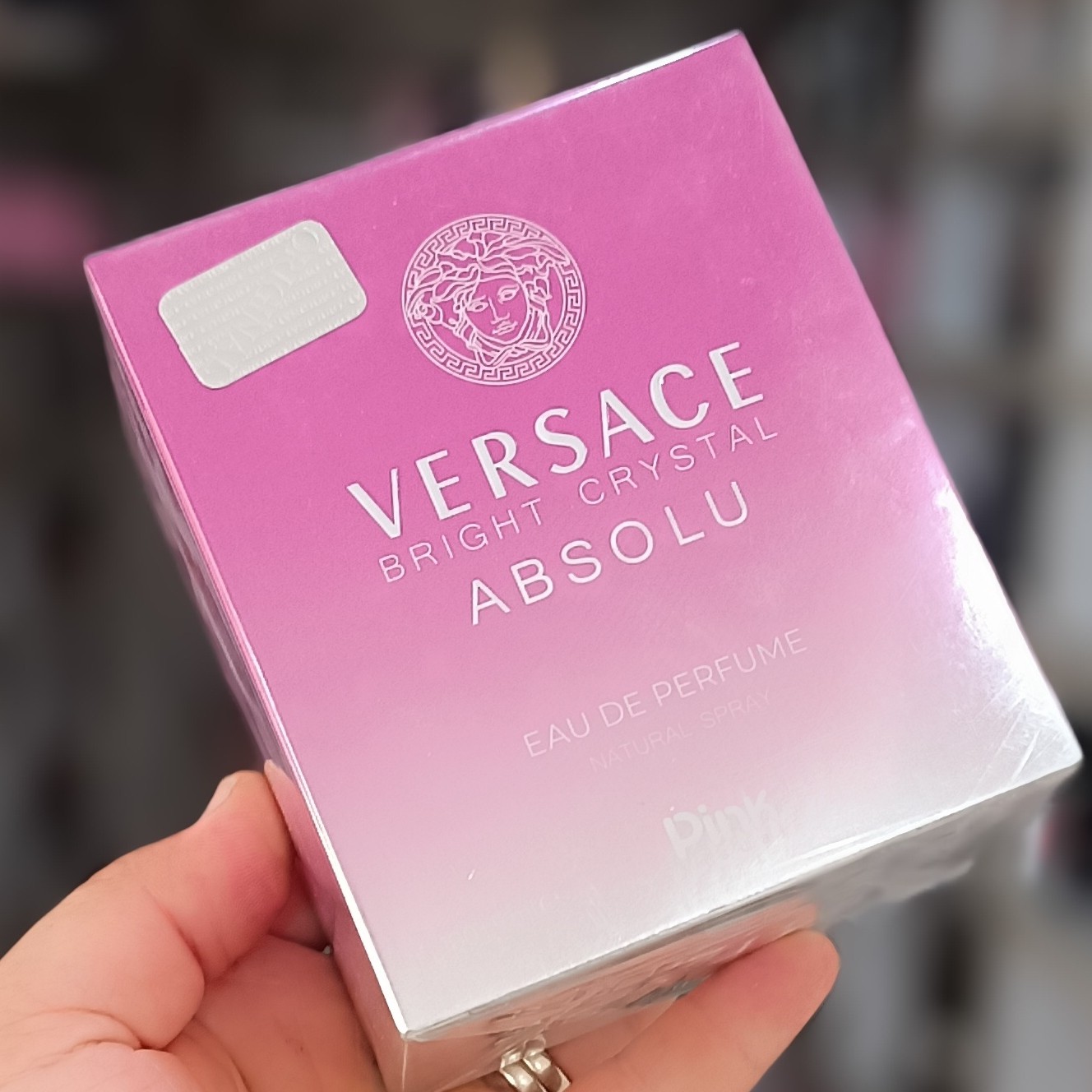 ادکلن ورساچه صورتی هلوگرام دار Versace عطر ورساچه دخترانه Versace اودکلن ورساچی رایحه جذاب زنانه عطر ورساچ صورتی زنانه