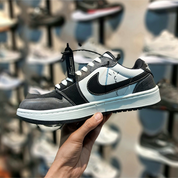 کفش ترویس نورث فیس مردانه