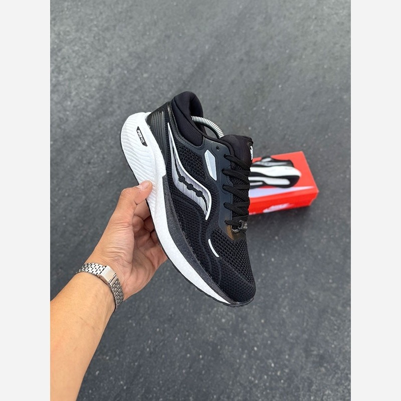 کفش پیاده روی مردانه Saucony (کیفیتA+)