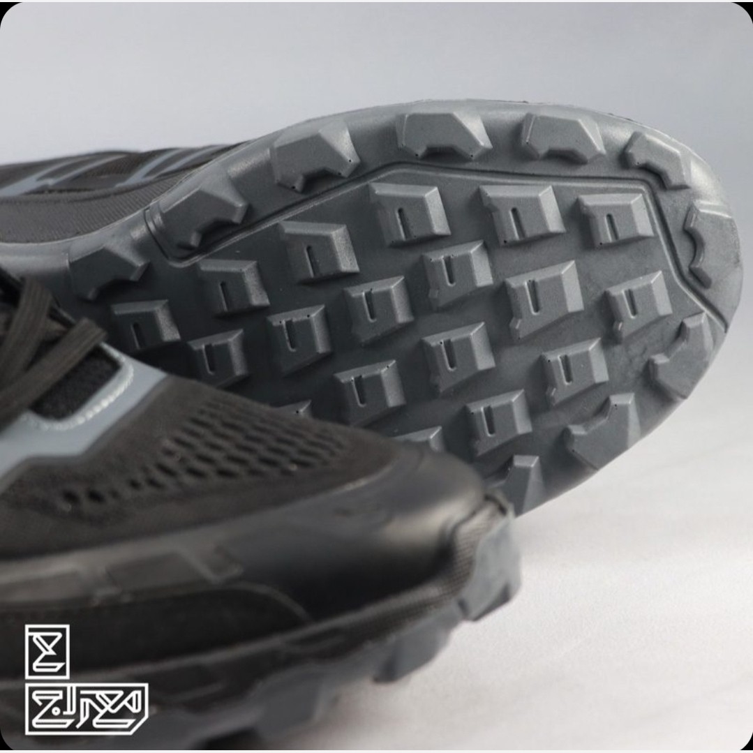 کفش مردانه بادوام راحت سبک