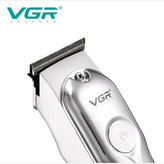ماشین اصلاح VGR وی جی آر مدل 71 باکیفیت با تمام ملزومات پرفروش باحداقل سود ارسال رایگان *موزر*سه تیغ*مو زن بینی ایکس