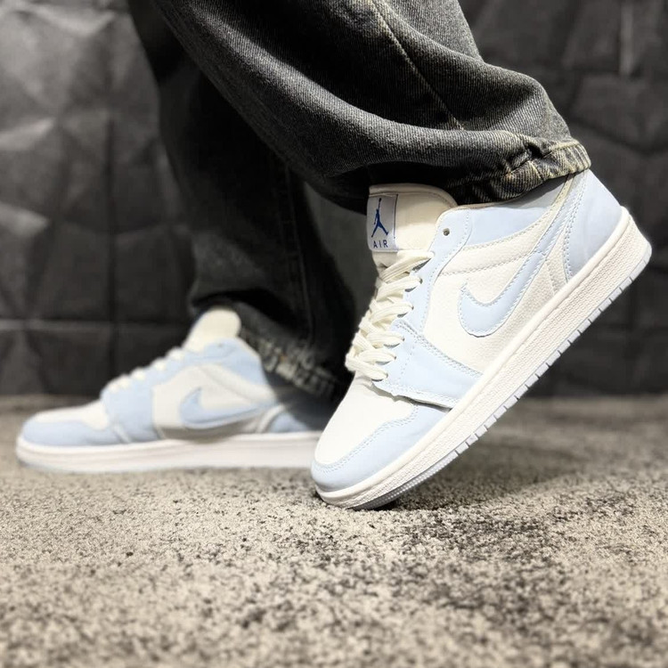 کتونی نایک آس بی (Nike Sb) آبی آسمانی