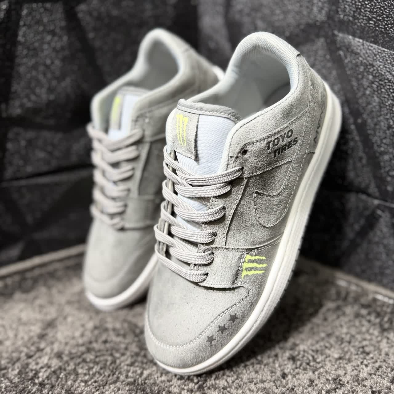 کتونی نایک اس بی مانستر طوسی روشن (Nike Sb) monster