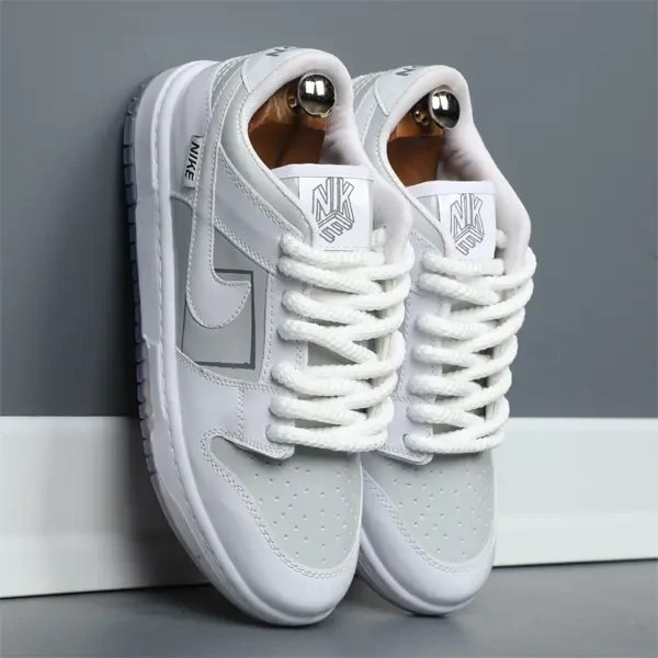 کفش کتونی نایک اس بی سفید براق(Nike Sb)