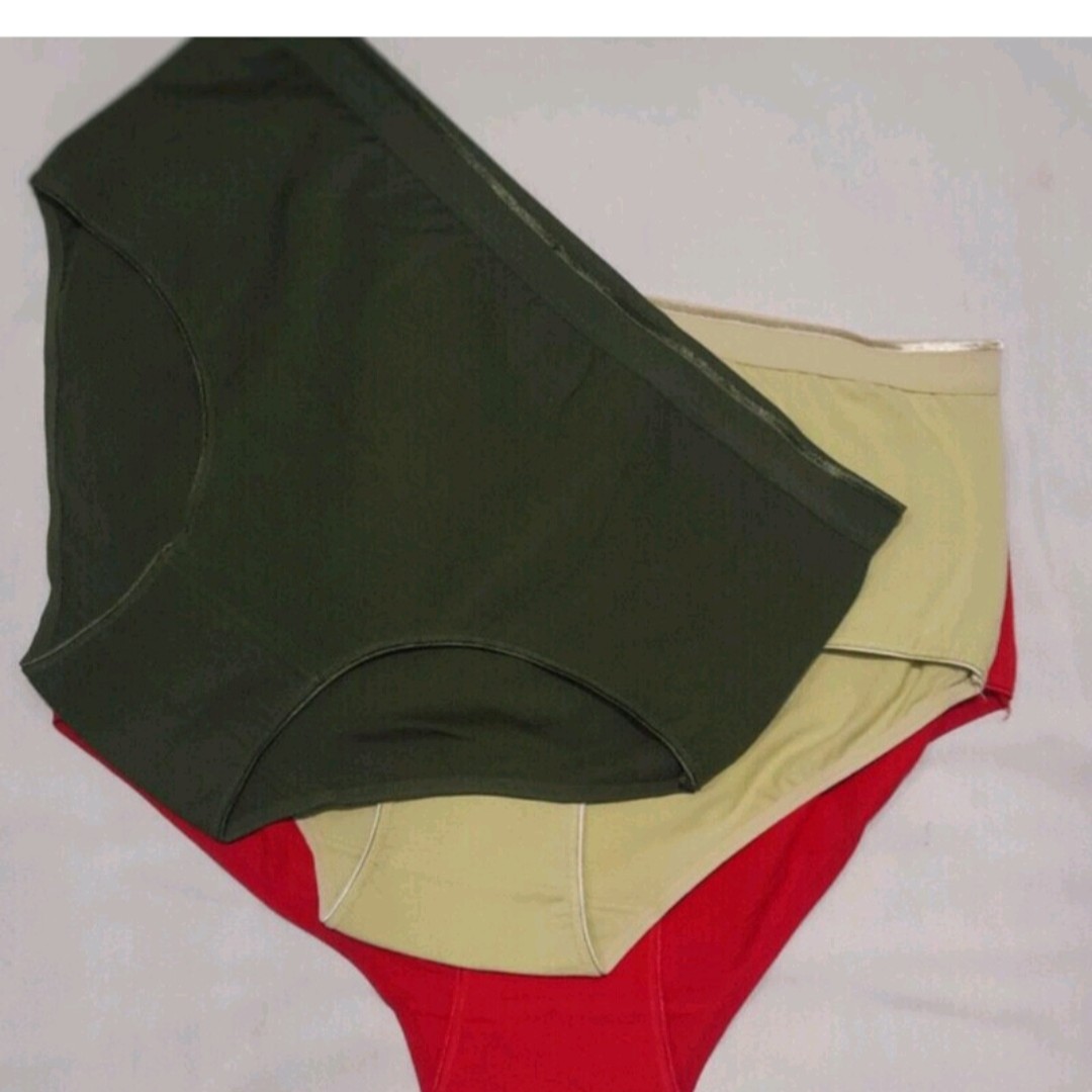 شورت زنانه نخی سایز 5 ایکس لارج تمام نخ مناسب سایز 50 تا 70 فری سایز
