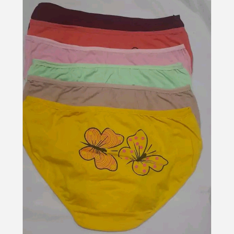 شورت نخی زنانه سایز 4 ایکس لارج مناسب سایز52 تا56کیفیت عالی در طرح های متفاوت