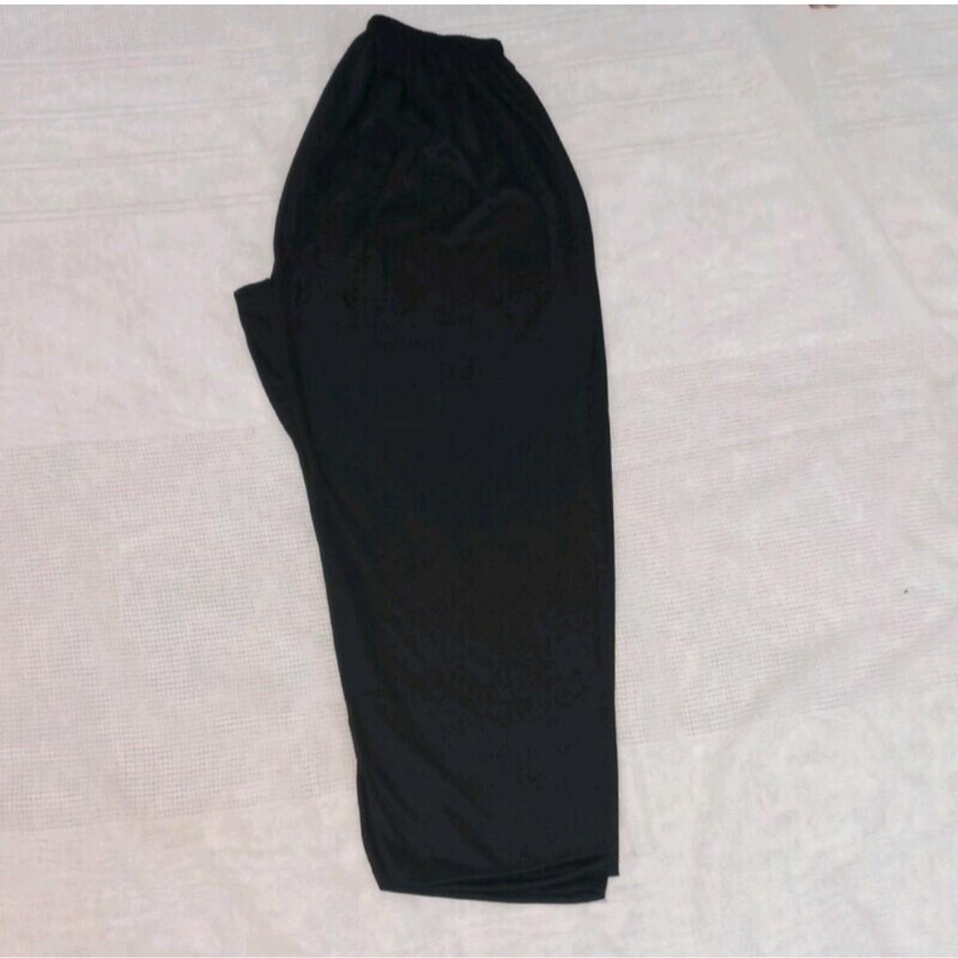 شلوار راحتی قواره بسیار بزرگ مارک نسترن 100درصد نخ زنانه مناسب سایز 48 تا 70 فری سایز تک رنگ مشکی
