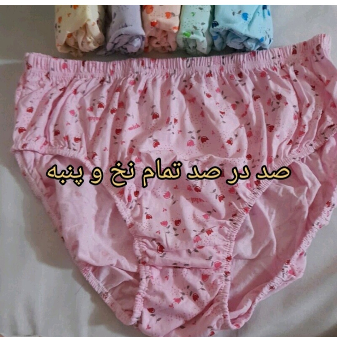 پک 3 عددیشورت زنانه سایز 5 ایکس لارج جنس نخی طرح قلب مناسب سایز 58 تا 70فری سایز