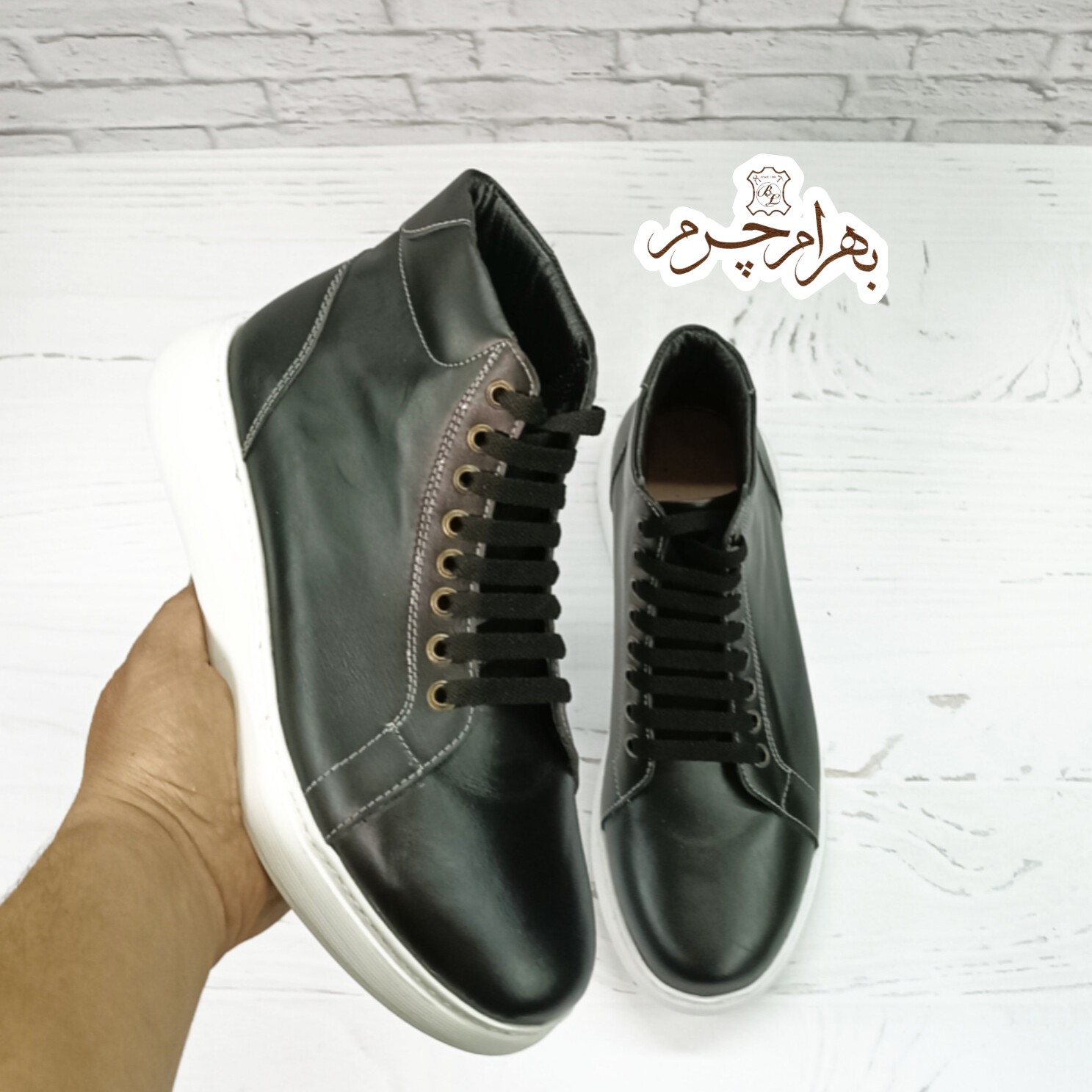 نیم بوت مردانه ونس شیک چرم طبیعی دست دوز مدل ادوین مشکی