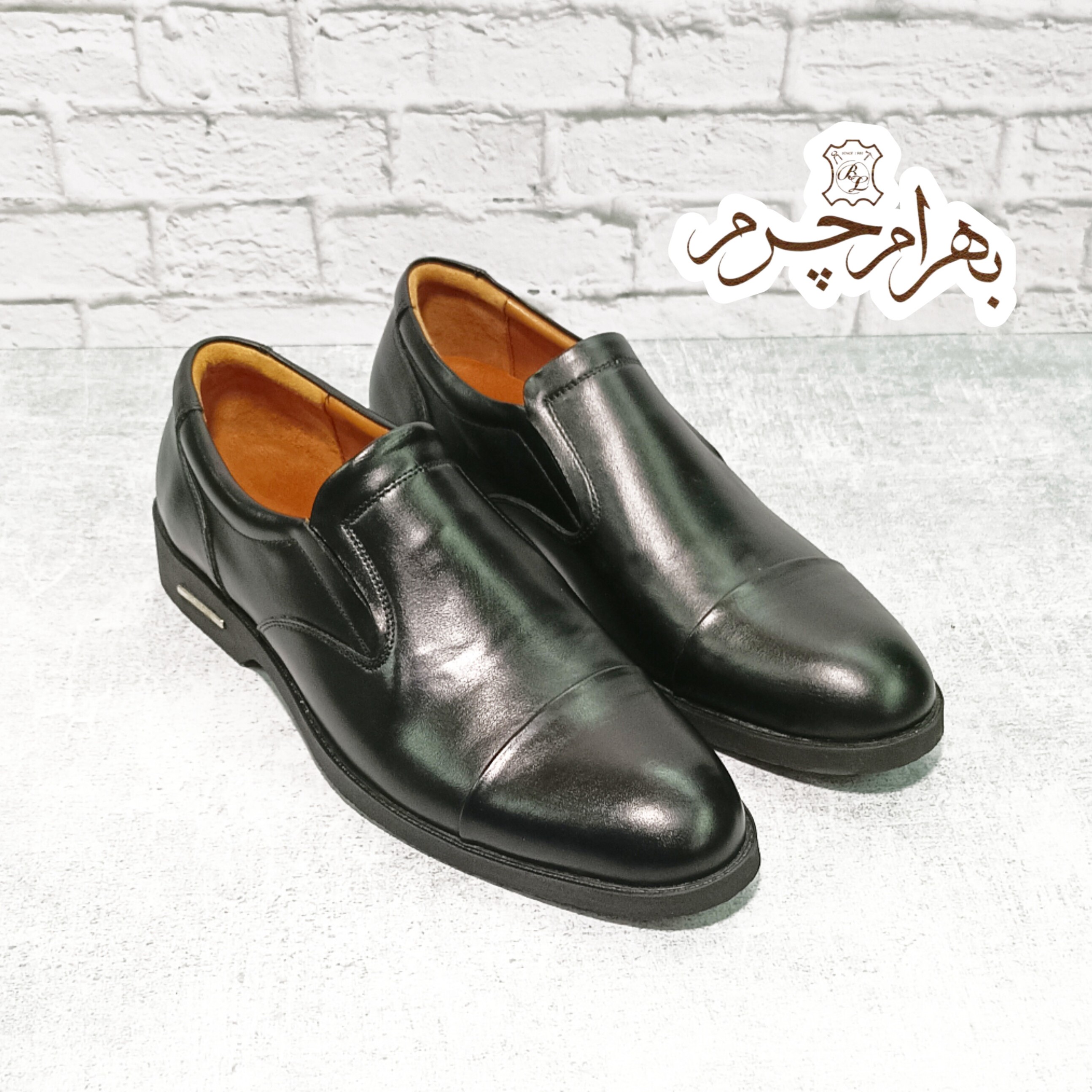کفش مردانه اداری شیک چرم طبیعی مدل لوئیز مشکی