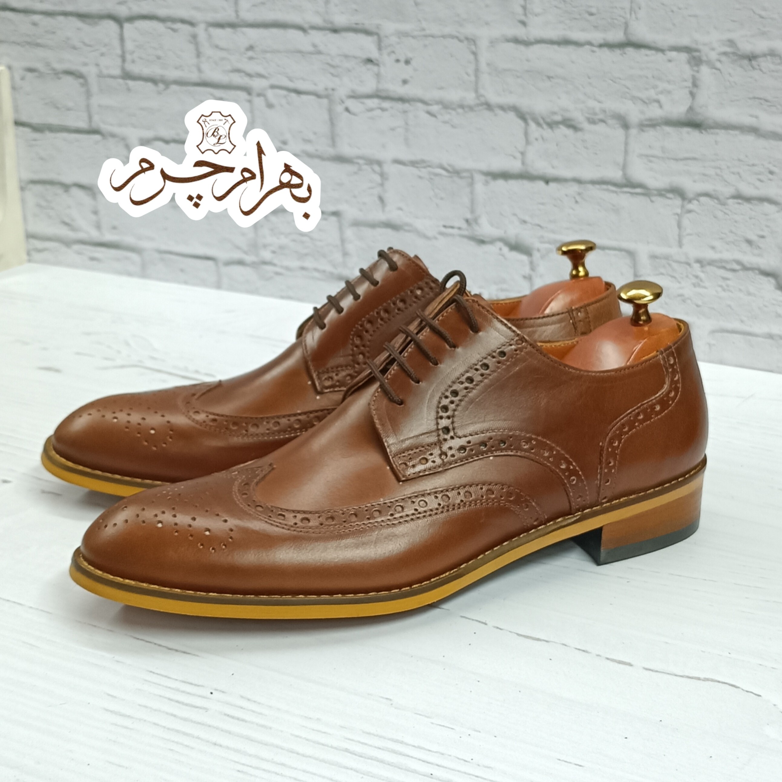 کفش مردانه مجلسی چرم طبیعی مدل ویلسون قهوه ای