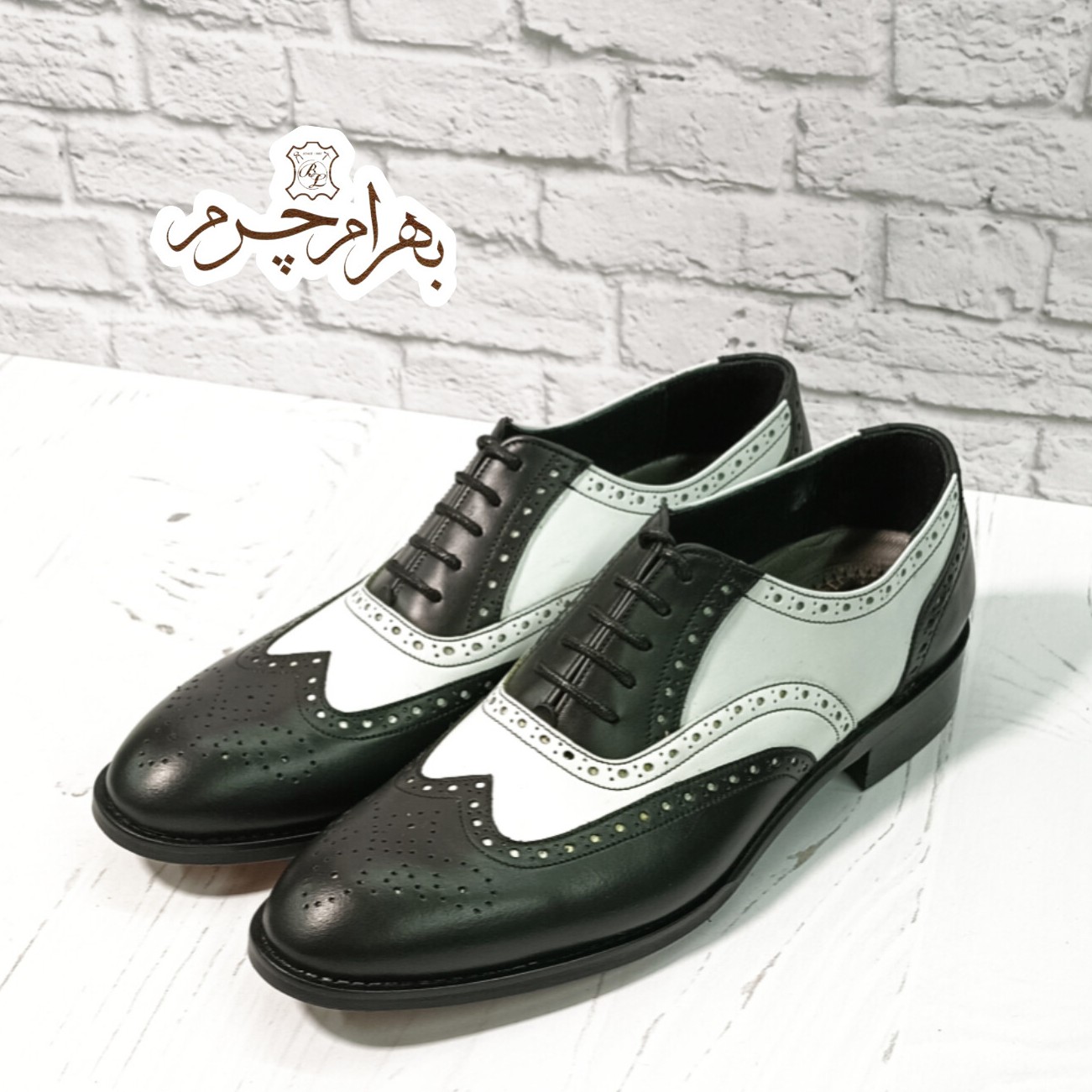 کفش مردانه مجلسی چرم طبیعی دستدوز مدل نیلسون دورنگ
