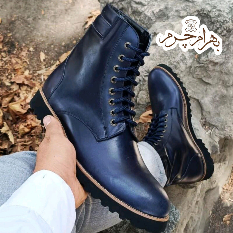 بوت مردانه اسپرت چرم طبیعی دست دوز مدل دماوند سرمه ای