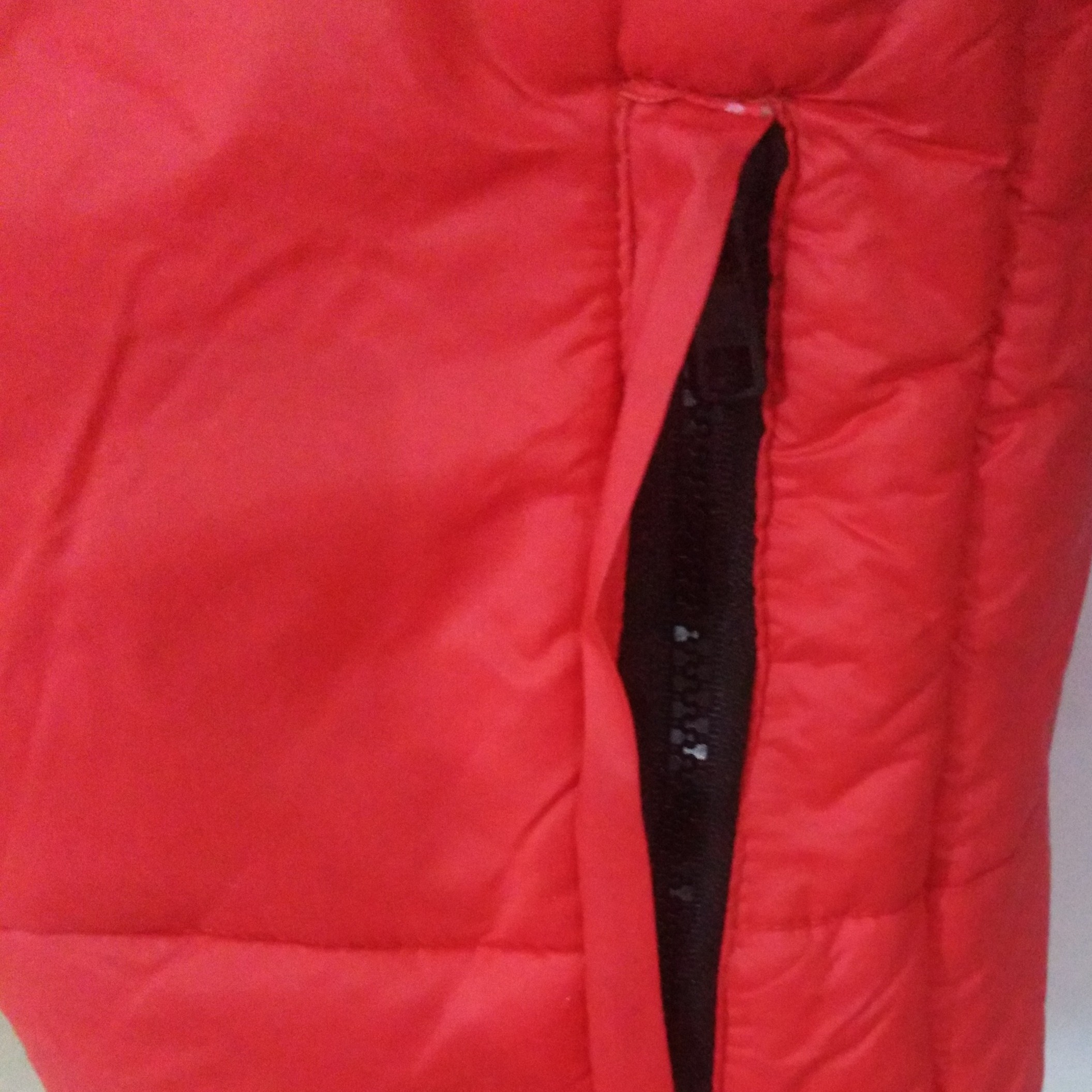 کاپشن کوهنوردی balenciga رنگ سرخ آبی، پشم شیشه طرح پر