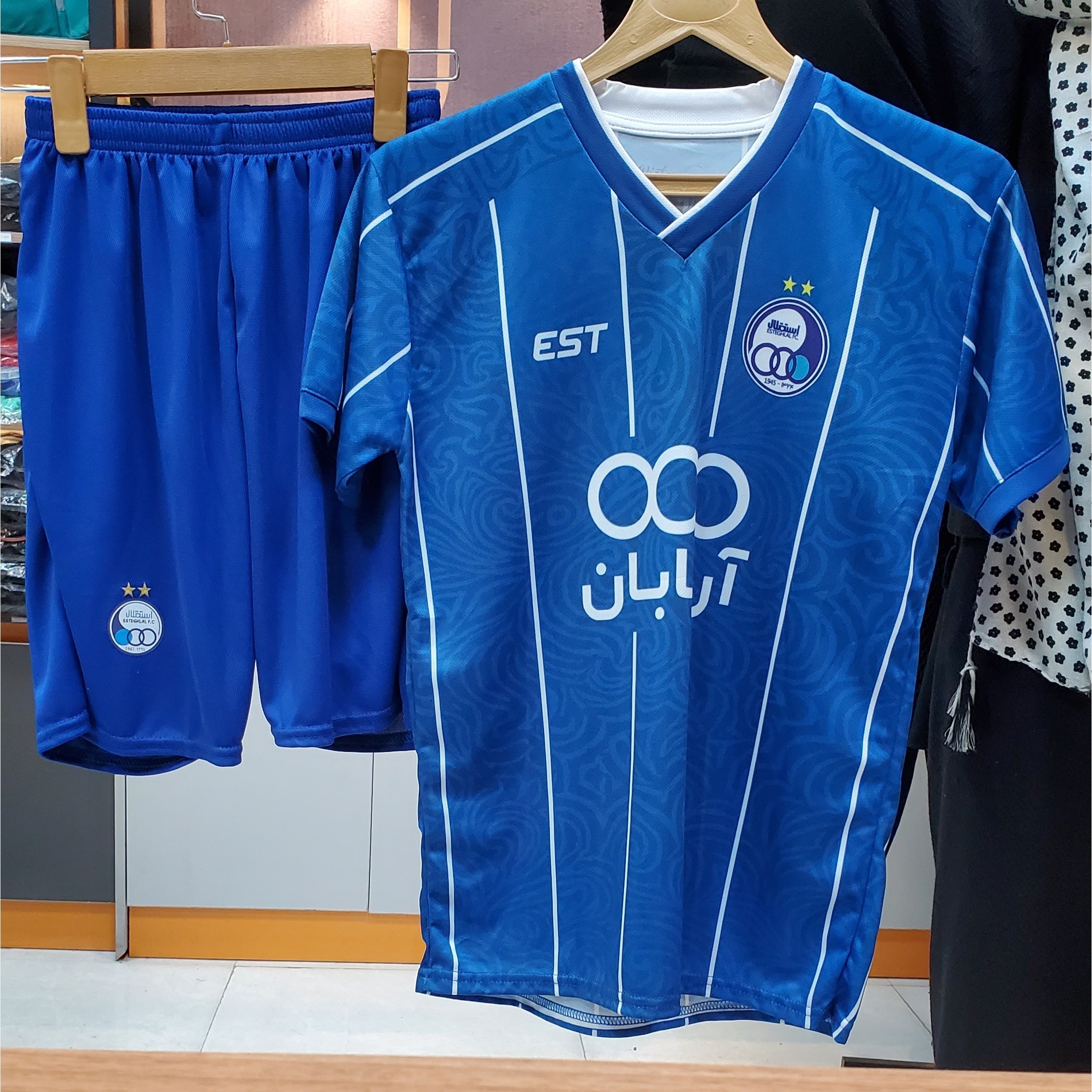 ست تی شرت و شلوارک باشگاه استقلال فصل جدید ارسال رایگان