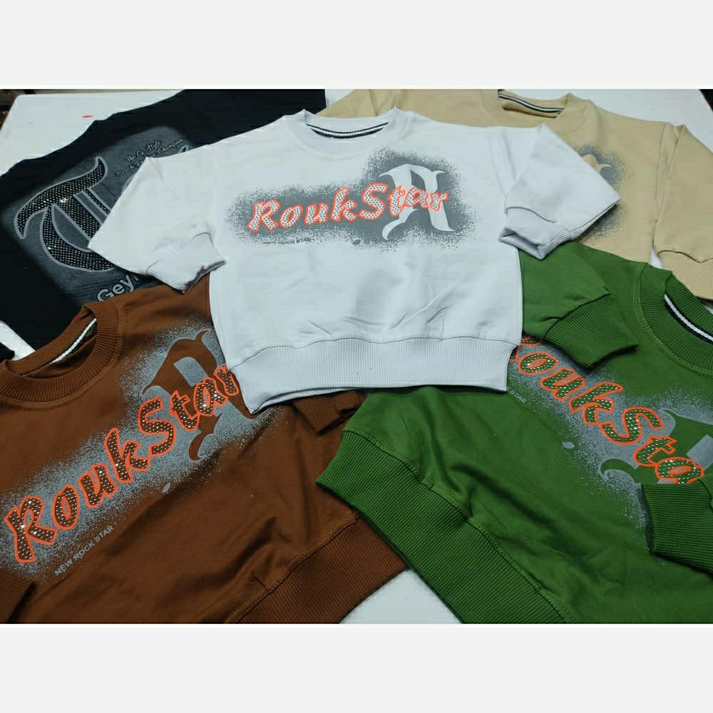 تیشرت اسپرت بلوز تک طرح R در 5 رنگ مشکی و سفید کرم سبز و شکلاتی سایز 40و45و50و55و60و 65 بلوز دخترانه و پسرانه طرح R