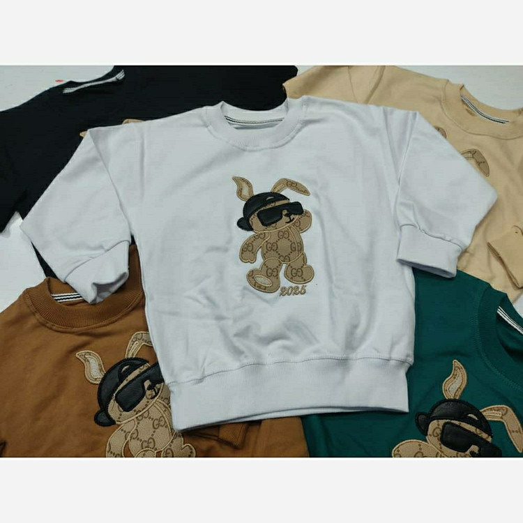 تیشرت اسپرت بلوز تک طرح خرس در 5 رنگ مشکی و سفید کرم سبز و شکلاتی سایز 40و45و50و55و60و 65 بلوز دخترانه و پسرانه بلوز اس