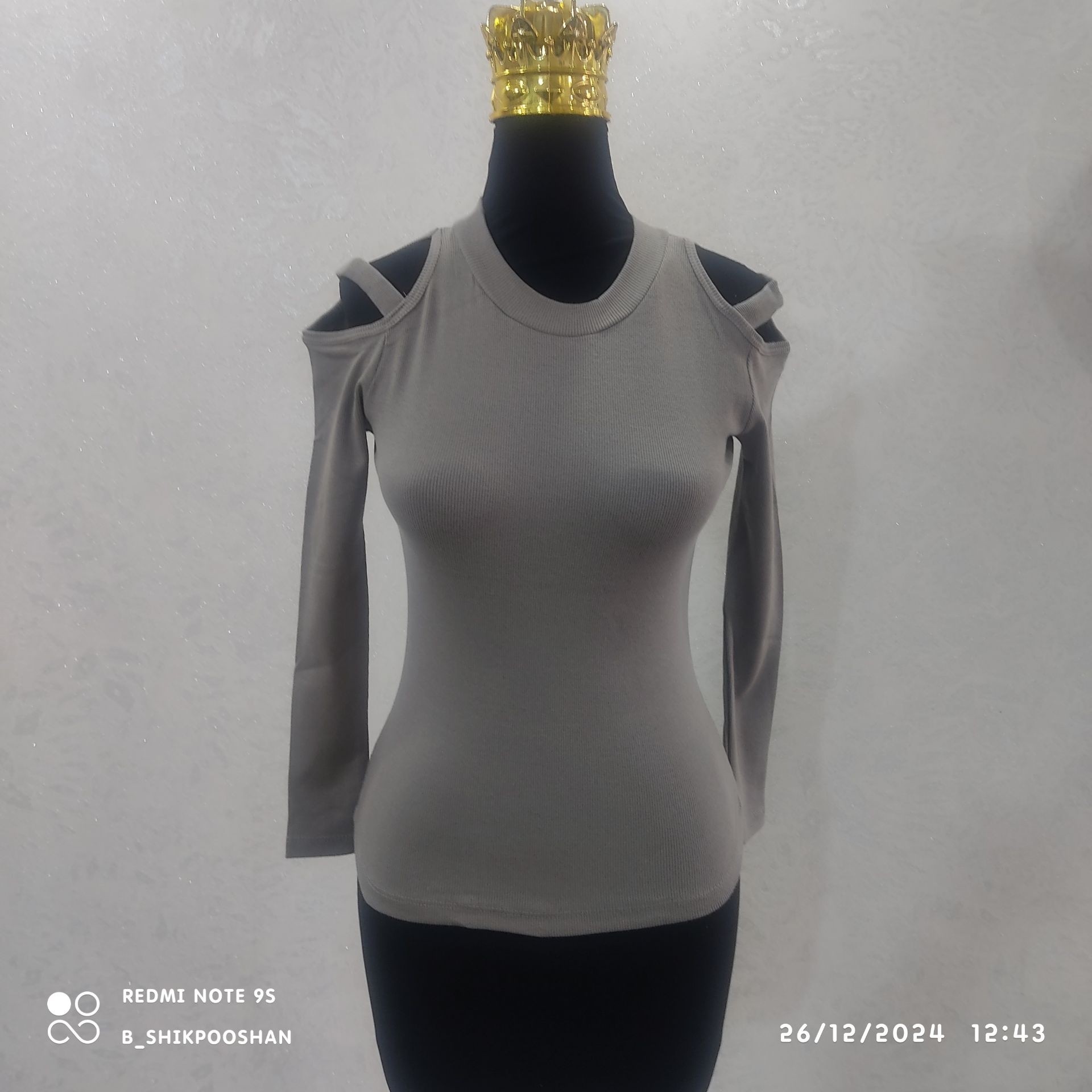 بلوز سر شانه باز حلقه ای جنس کبریتی زنانه فری سایز مناسب از 36 تا 46 رنگبندی 8 رنگ بلوز کبریتی دخترانه سر شانه حلقه ای