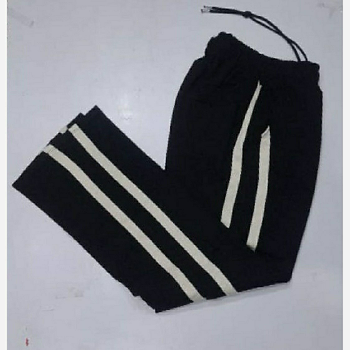 شلوار مردانه بغل دو نوار سفید شلوار جنس نخ پنبه اعلا مردانه سایز XL تا 3XL شلوار دو خط سفید مردانه