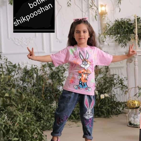 تیشرت و شلوار جین دخترانه طرح خرگوش سایز 45 تا 60 رنگبندی خردلی صورتی سرخابی سبز بلوز و شلوار جین دخترانه ست بیرونی