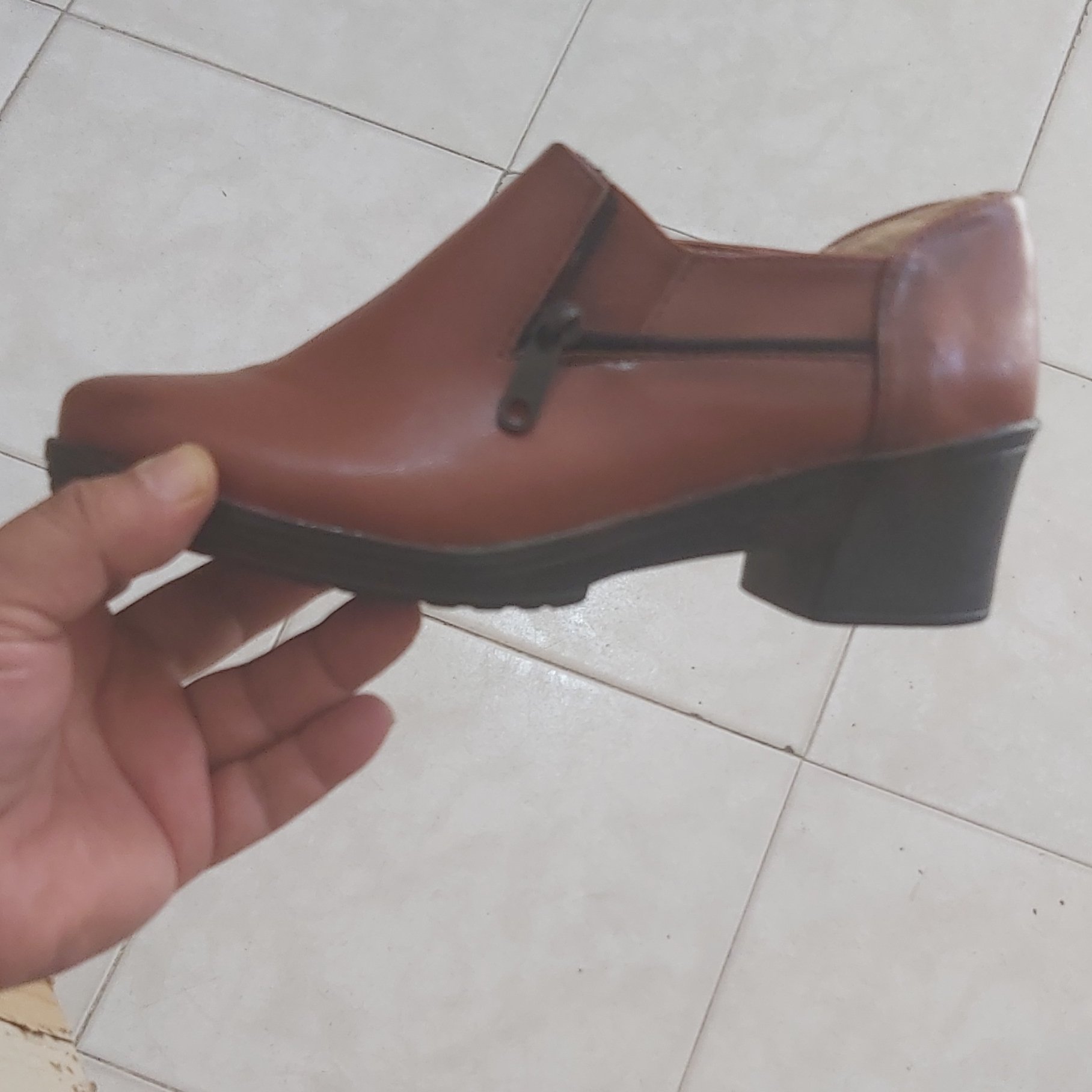 کفش زنانه زیپ نما (مشکی و قهوه ای)