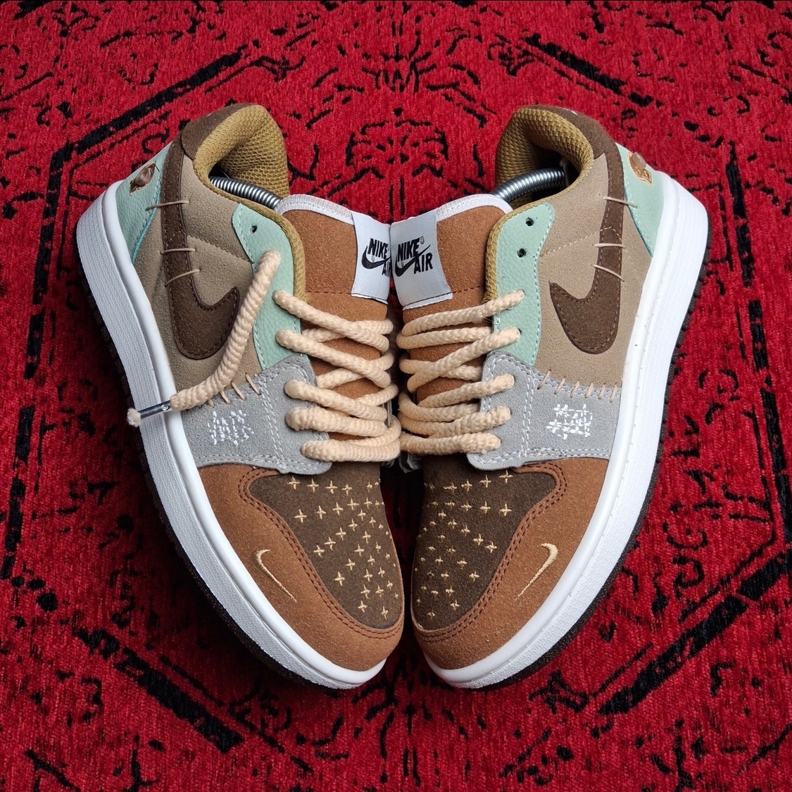 کتونی نایک جردن وان وودو قهوه ای Nike Jordan1 Voodoo