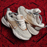 کتونی نایک ویتوکی کرم ست Nike V2k