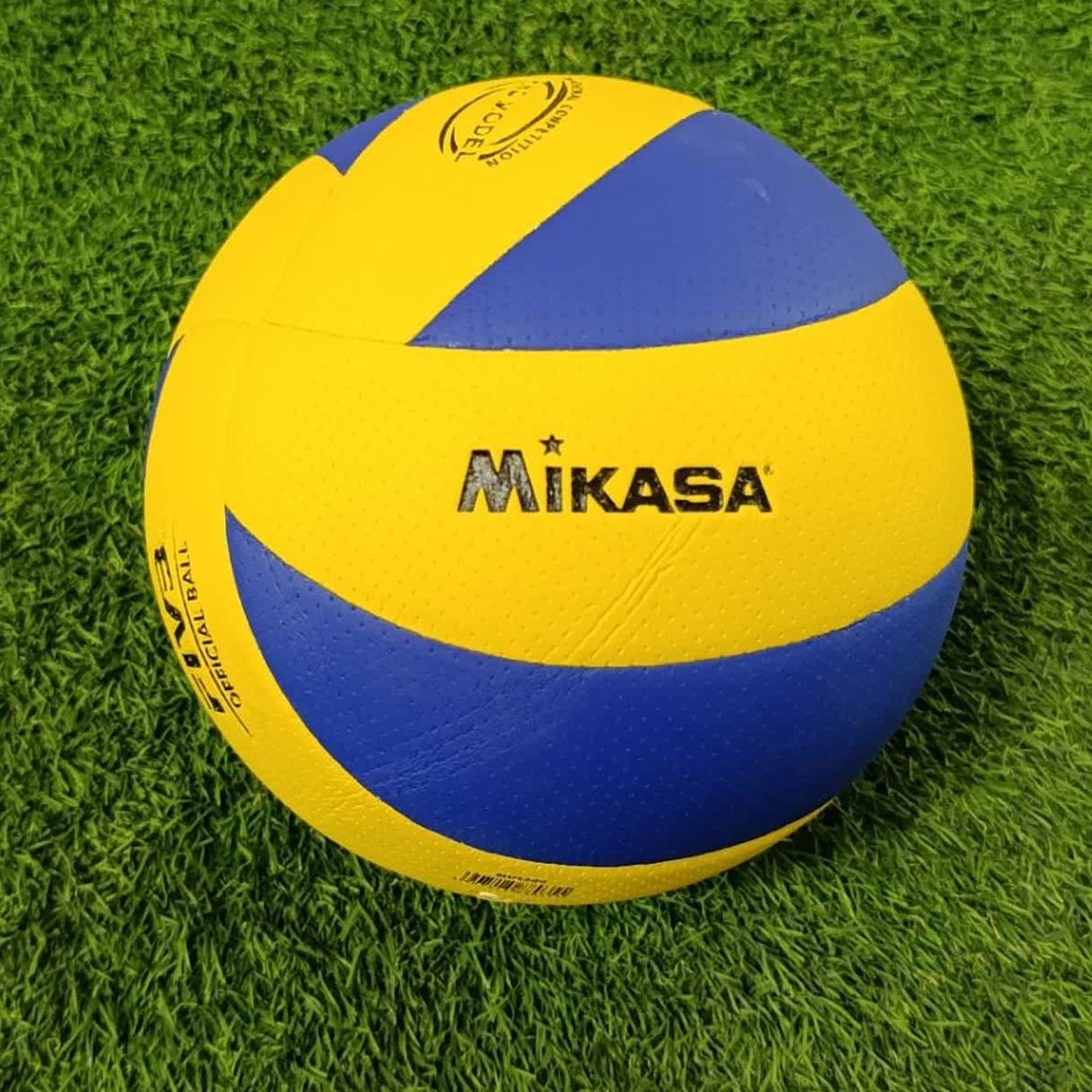 توپ والیبال میکاسا MV300