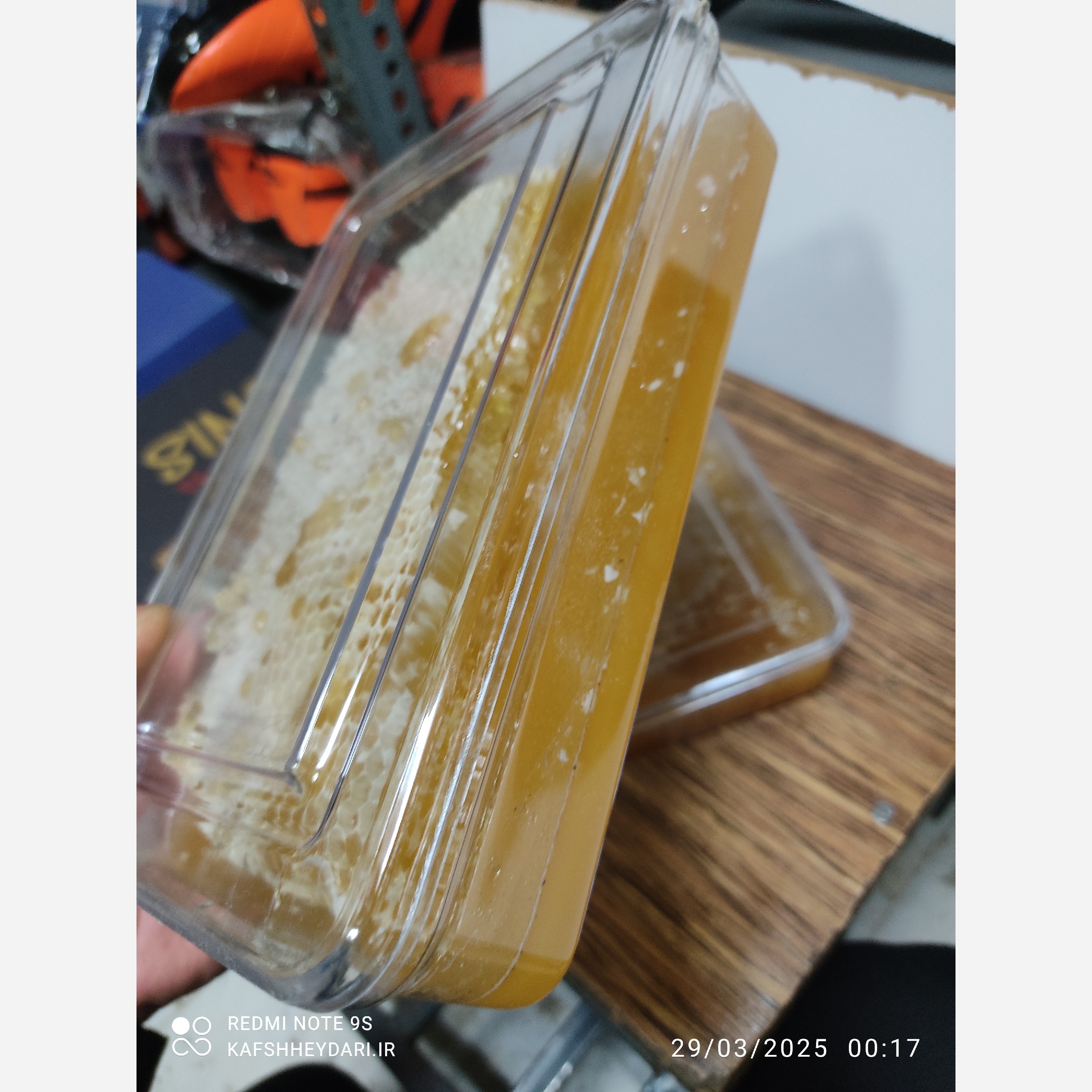 عسل طبیعی طارم سزنق