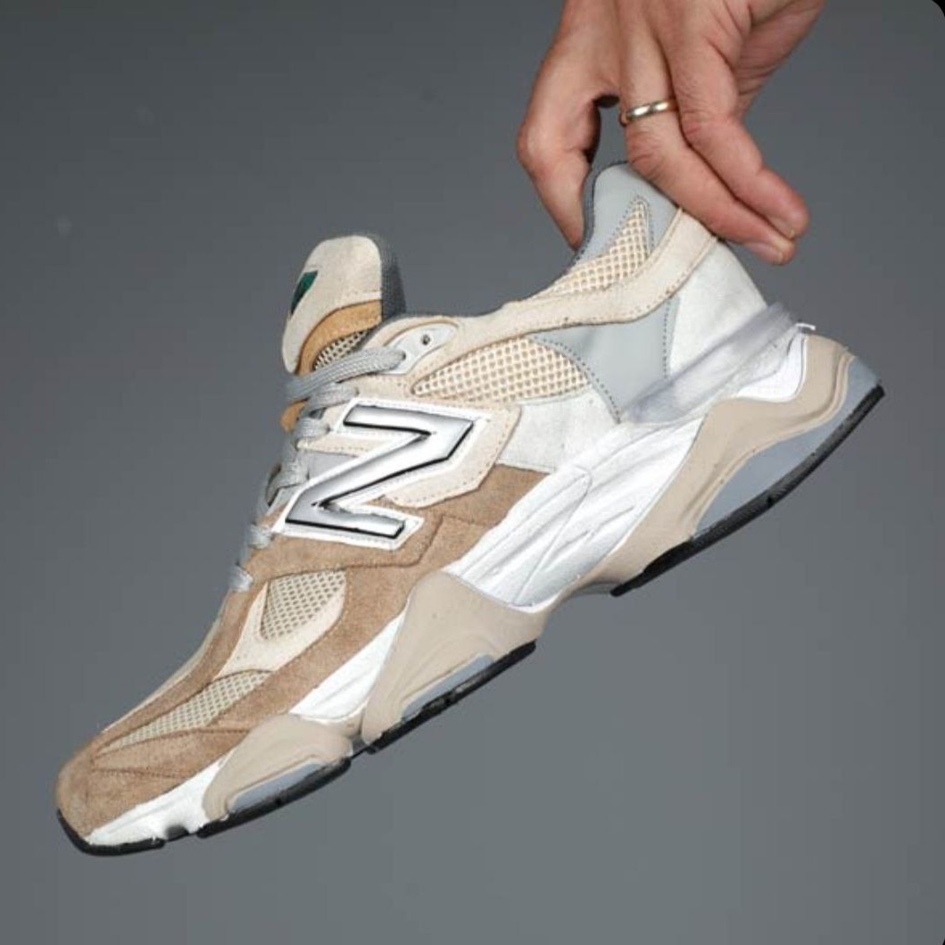 کتونی نیوبالانس 9060 مردانه اسپرت New Balance طوسی و مشکی و آبی و کرم