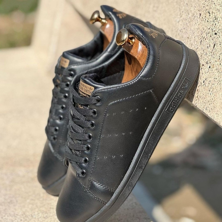 کتونی مدل استن اسمیت اسپرت مردانه و زنانه رنگ مشکی تمام سایز 37 تا44 Adidas stan smith