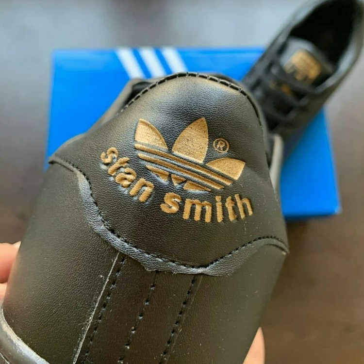 کتونی مدل استن اسمیت اسپرت مردانه و زنانه رنگ مشکی تمام سایز 37 تا44 Adidas stan smith