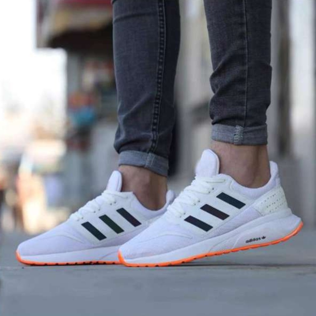 کتونی آدیداس سه خط شبرنگ سفید نارنجی مردانه Adidas سایز 41 تا 44