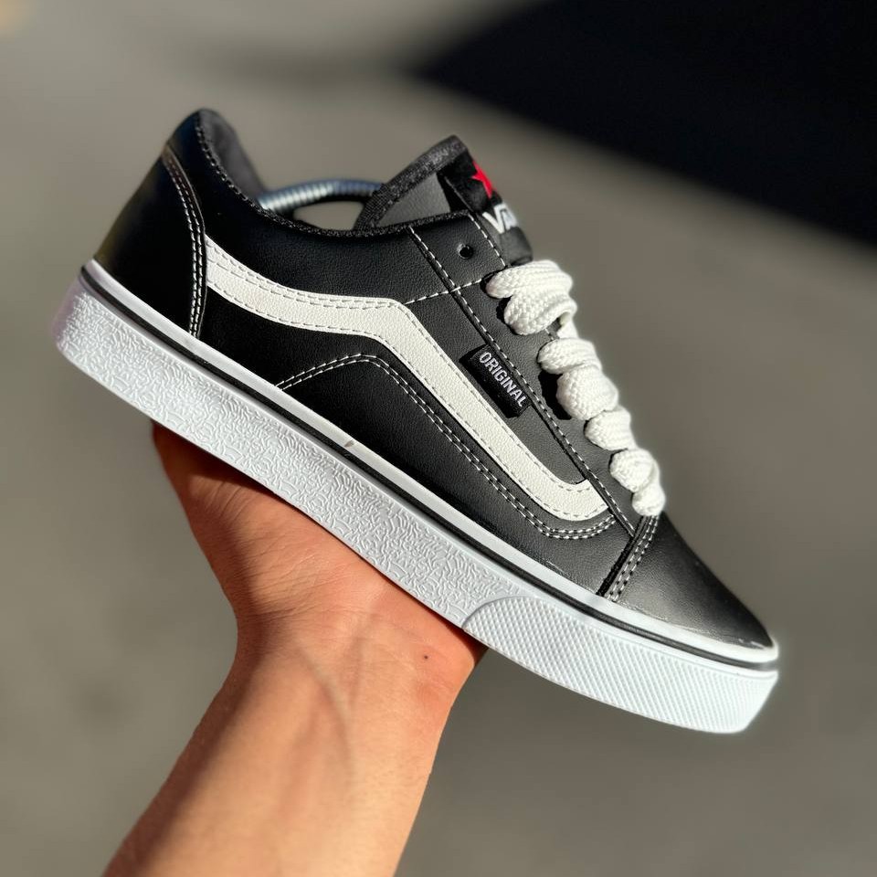 ونس اولد اسکول مشکی مردانه و زنانه ست 37 تا 44 مشکی سفید اسپرت vans old school