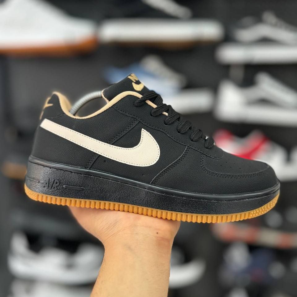 کتونی نایک ایرفورس مردانه و زنانه Nike Airforce رنگ بندی سفید و مشکی کرم و ... اسپرت 37 تا 44