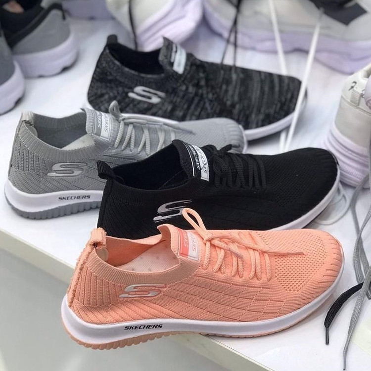 کتونی اسکچرز Skechers طوسی سفید مشکی جورابی راحت گووالک اسپرت مردانه و زنانه و بچه گانه از سایز 27 تا 45