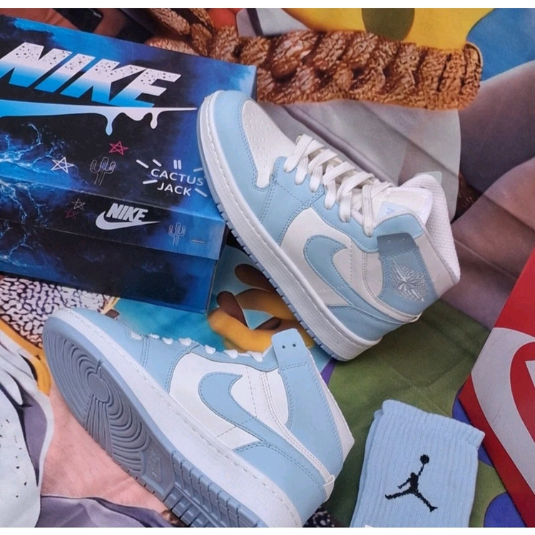 کتونی نایک جردن طوسی سورمه ای ساق Nike Jordan اسپرت