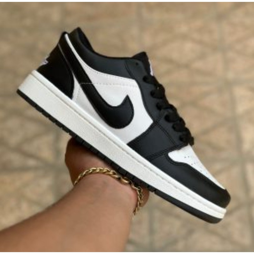 کتونی نایک جردن مشکی سفید کوتاه Jordan low