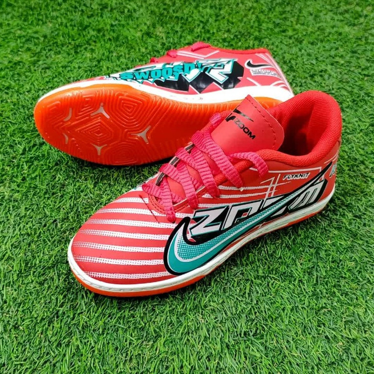 کفش فوتسال فوتبال سالنی ورزشی آسفالت پسرانه امباپه سایز 31 تا 40 قرمز