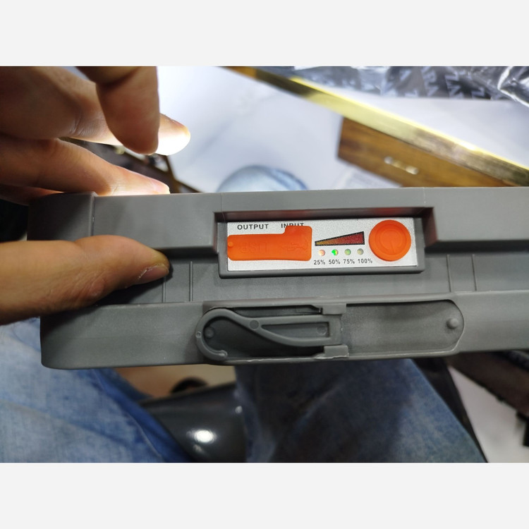 پروژکتور خورشیدی شارژی LED بزرگ 3 باتری اصلی کیفیت عالی