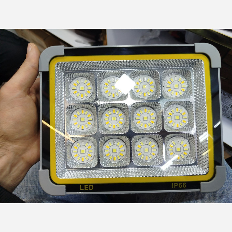 پروژکتور خورشیدی شارژی LED بزرگ 3 باتری اصلی کیفیت عالی