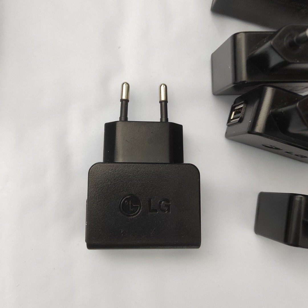 کله شارژر 1 امپر استاندارد LG اورجینال مخصوص ایرپاد و ساعت هوشمند کیفیت عالی
