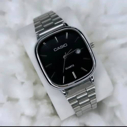 ساعت مچی مردانه کاسیو casio ، صحفه مربعی مشکی ، بند استیل نقره ای ضد آب