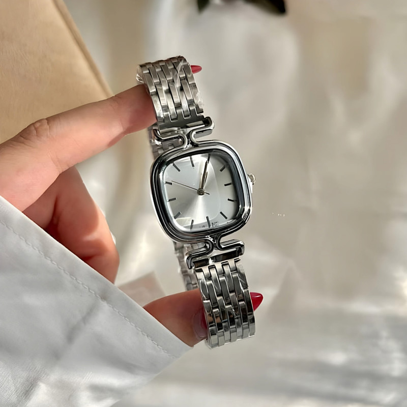 ساعت مچی عقربه ای زنانه مدل مینیمال کلاسیک بند استیل کد 9.9