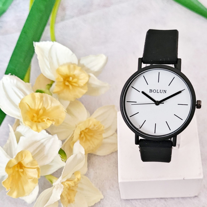 ساعت مچی عقربه ای زنانه بولن کد 02
