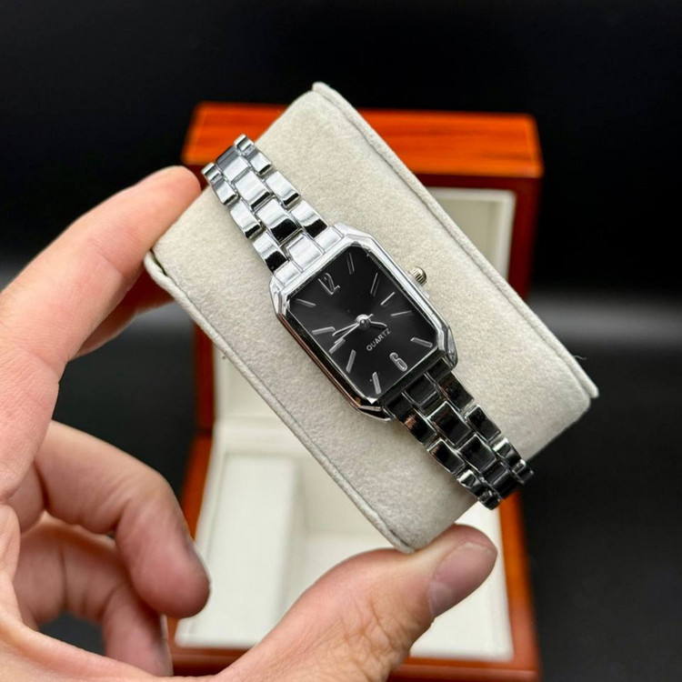 ساعت مچی عقربهای کوارتز زنانه مدل کلاسیک لوکس بند دستبندی کد 4